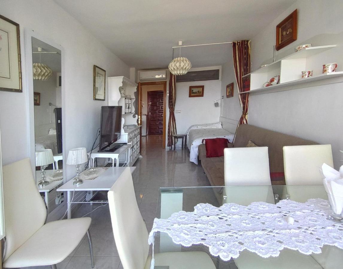 Buena Vista Apartment Torre Del Mar Bagian luar foto